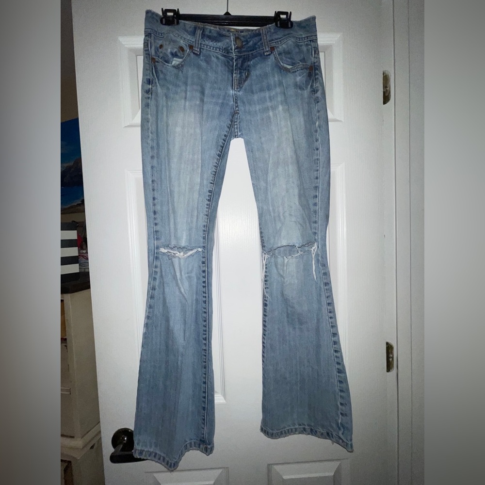 American eagle artist jeans